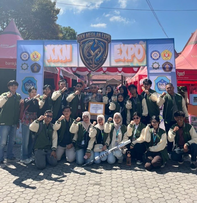Mahasiswa KKN UPN Veteran Jawa Timur Ikuti Megilan Expo 2026 di Lamongan